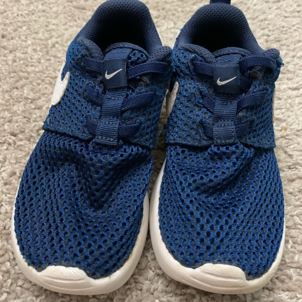 Nike shoes